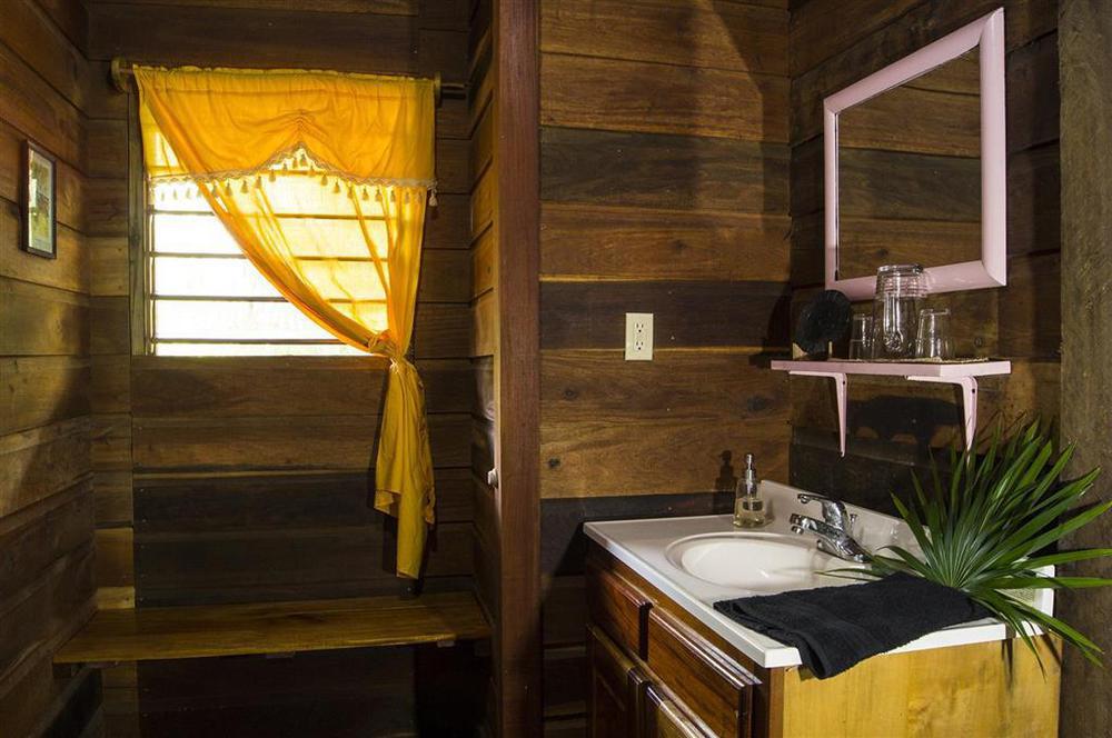 Itza Resort Long Caye Rom bilde